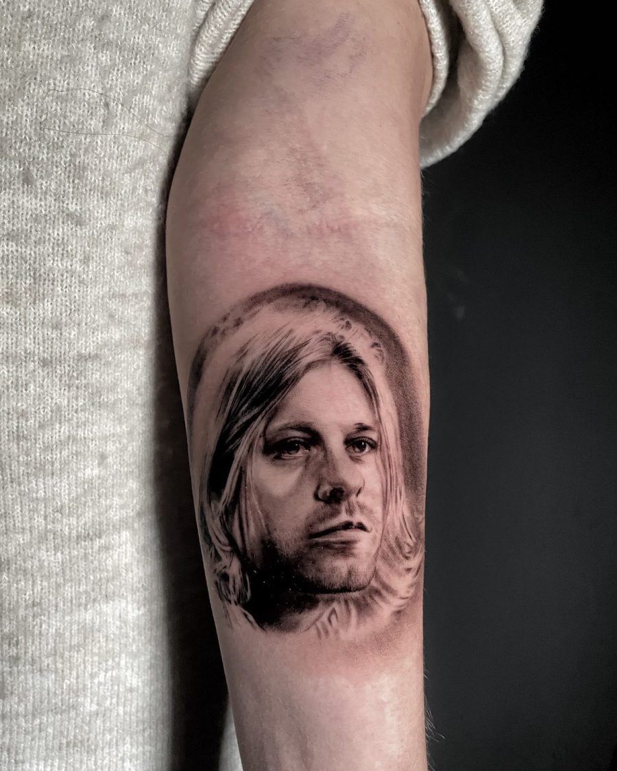 Portrait Kurt Cobain — Jordy Bones, realisme, OKO Tattoo Genève