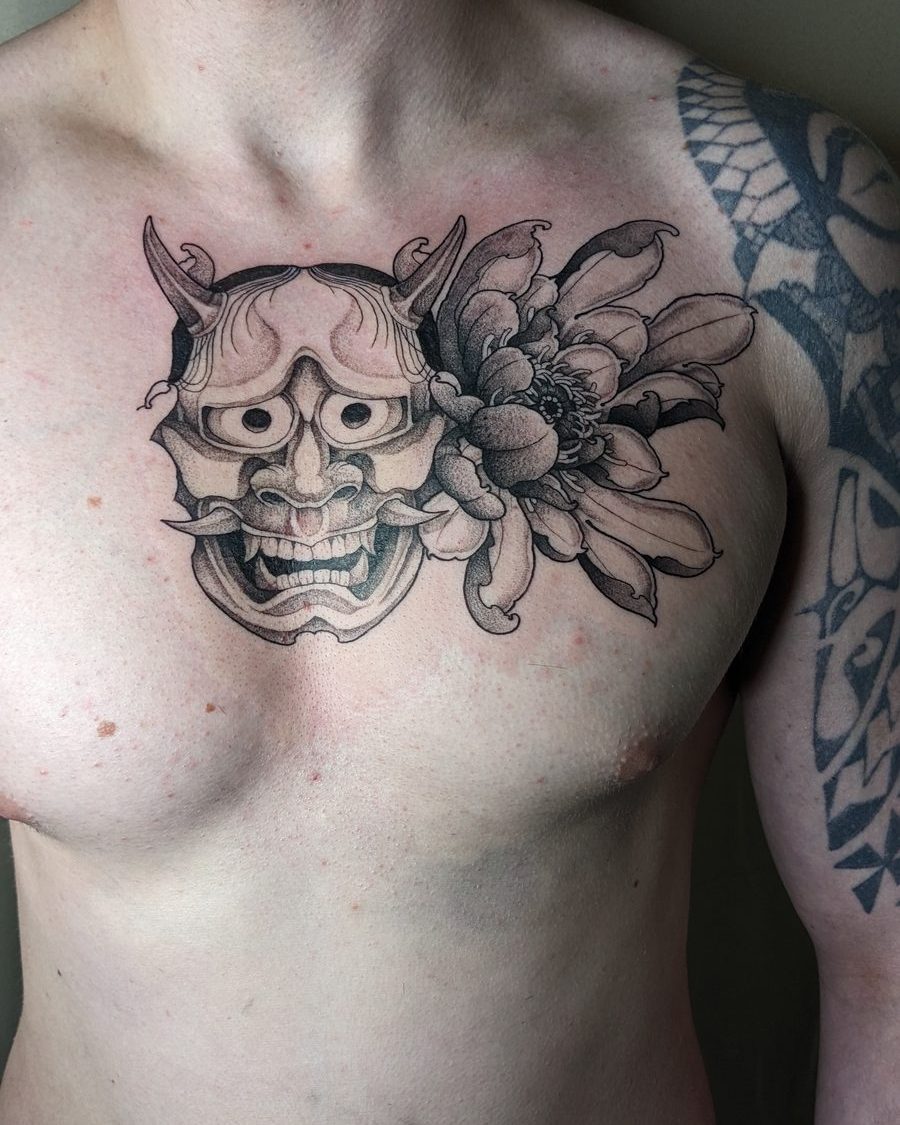 Hannya et pivoine — Sinistro, japonais, OKO Tattoo Genève