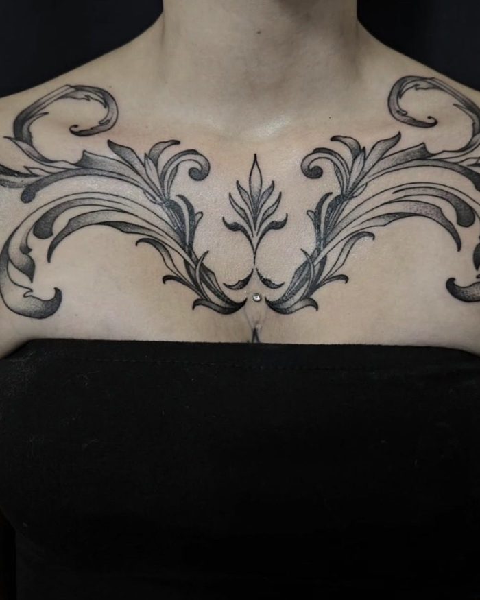 Tatouage ornemental par Milos Premier.